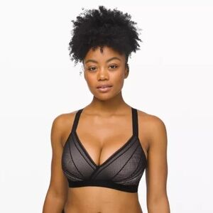 [34B] Lululemon Athletica 2019 Awake To Lace Bra Black & Barley Beige EUC